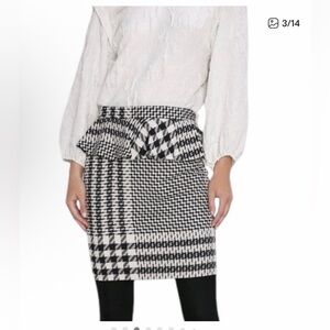 Zara Black and White Houndstooth Skirt